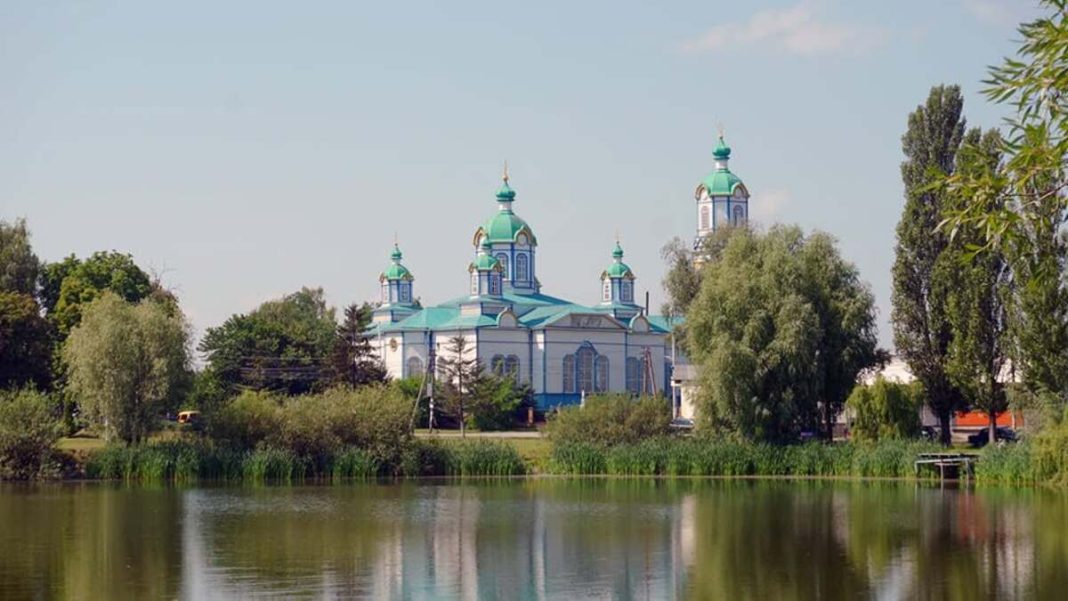 Храм Покрови Божої Матері в Требухові. Фото: Hram Trebukhiv